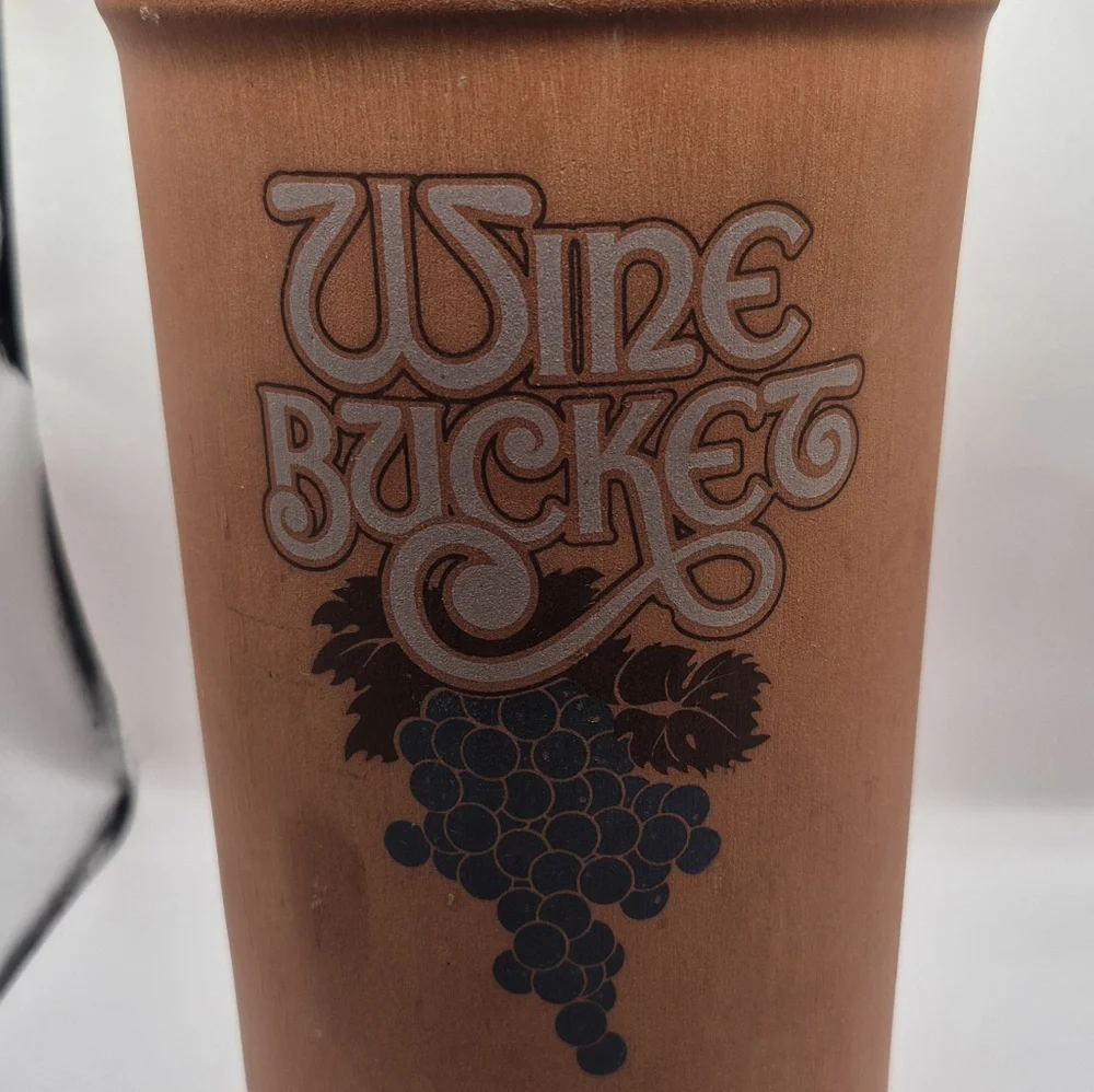 Gourmet Topf USA Terracotta Wine Bucket Grape Design